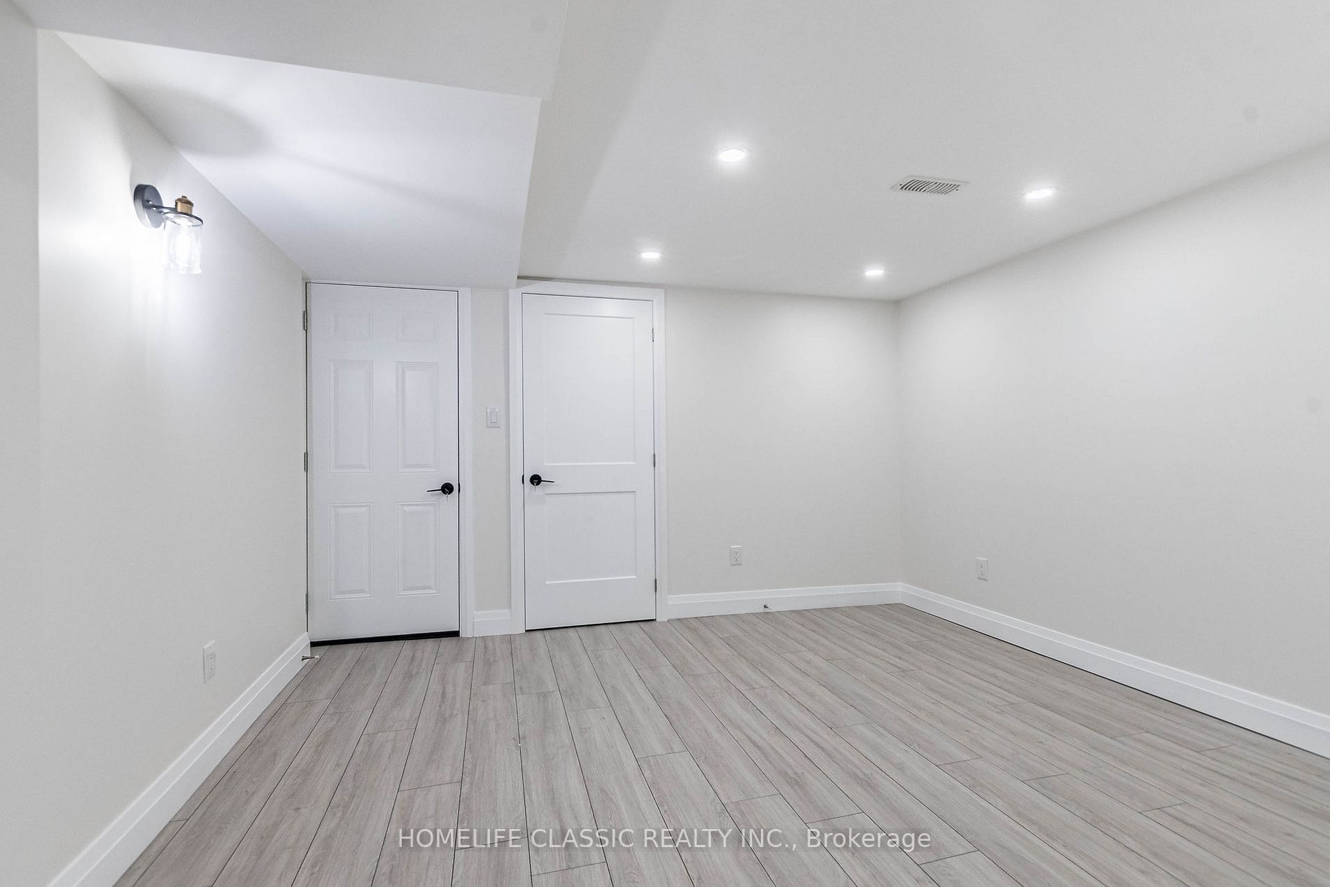 18 Bluestone Cres, #39