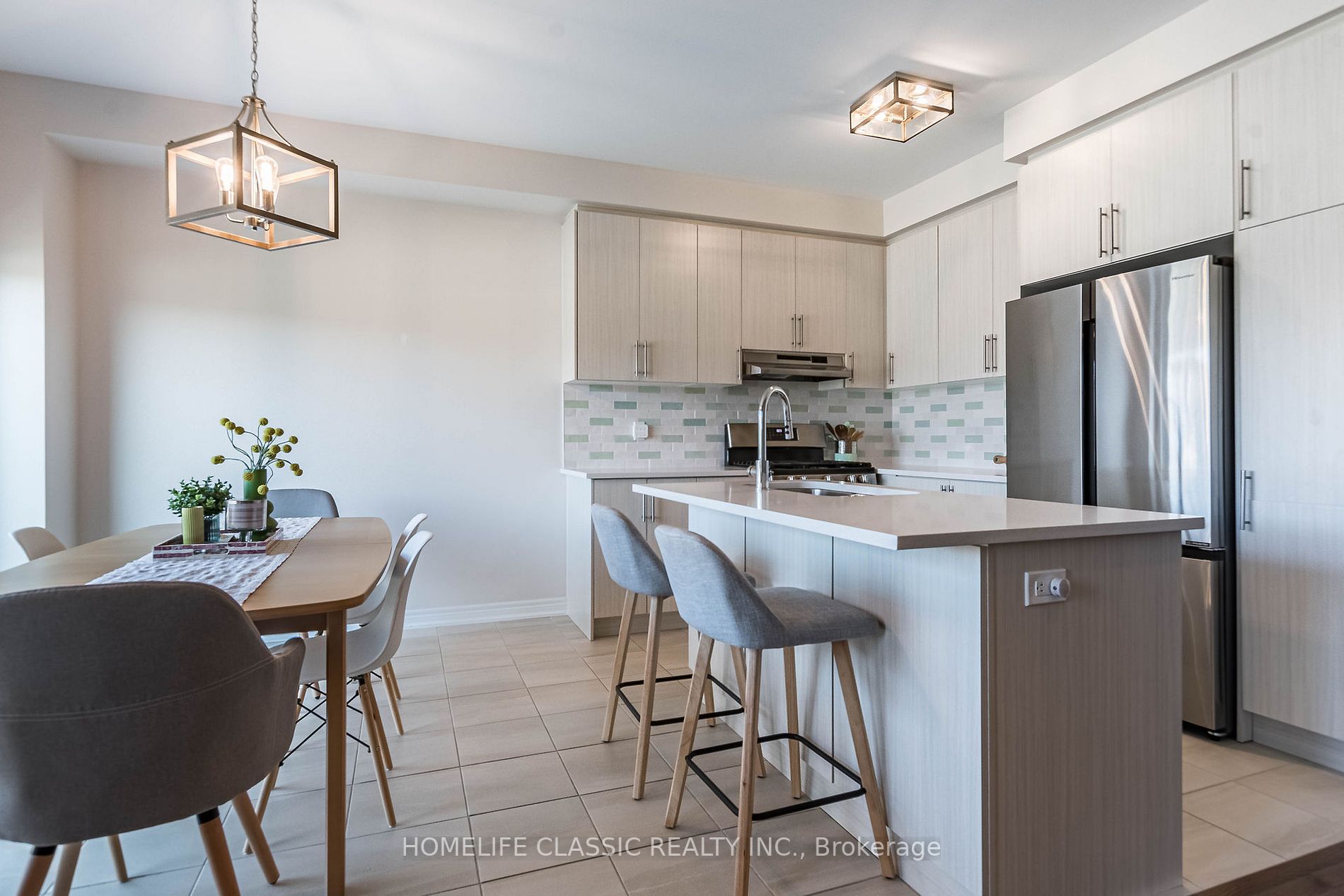 18 Bluestone Cres, #39