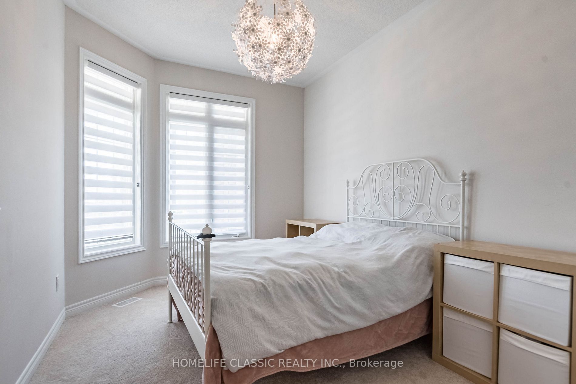 18 Bluestone Cres, #39