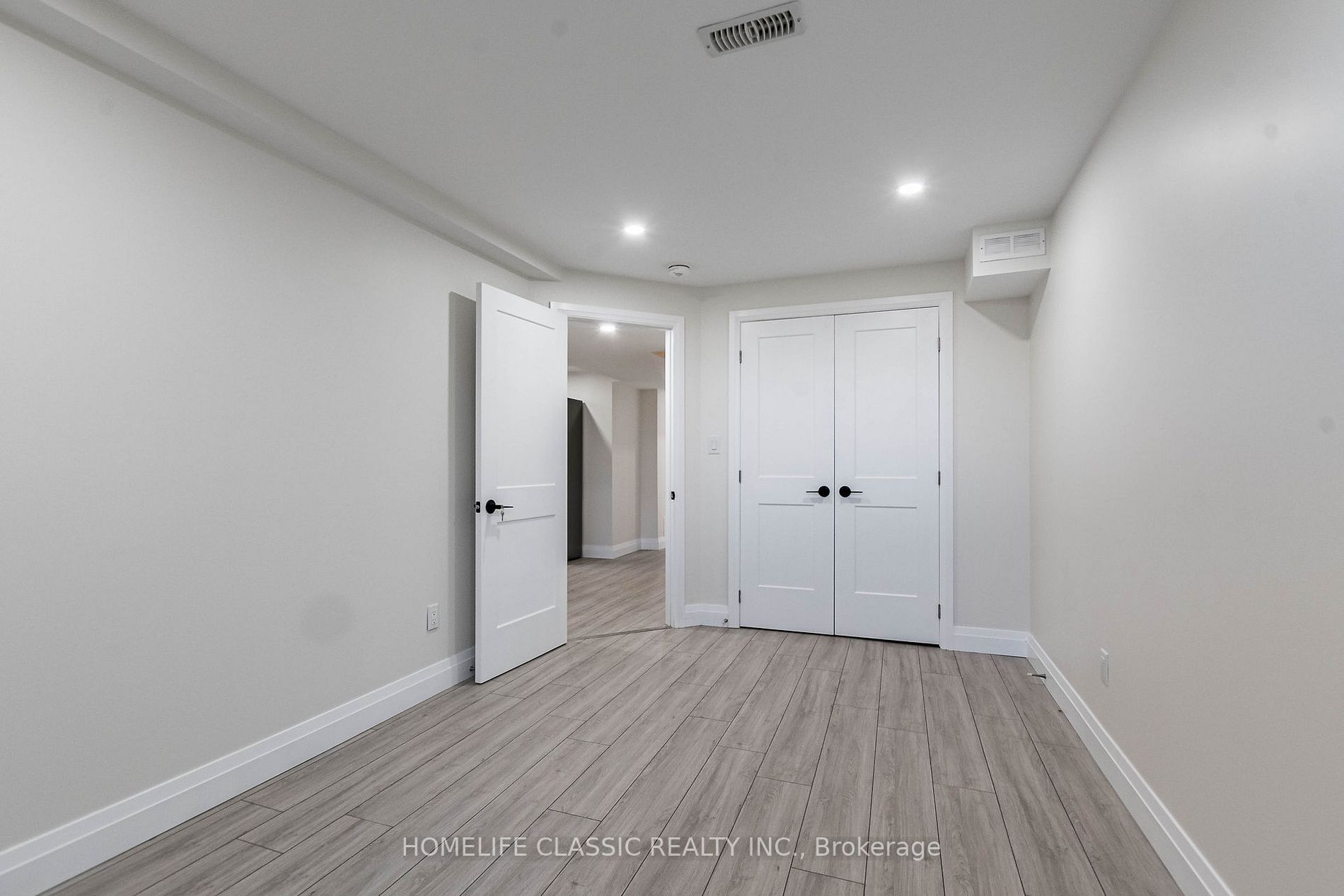 18 Bluestone Cres, #39