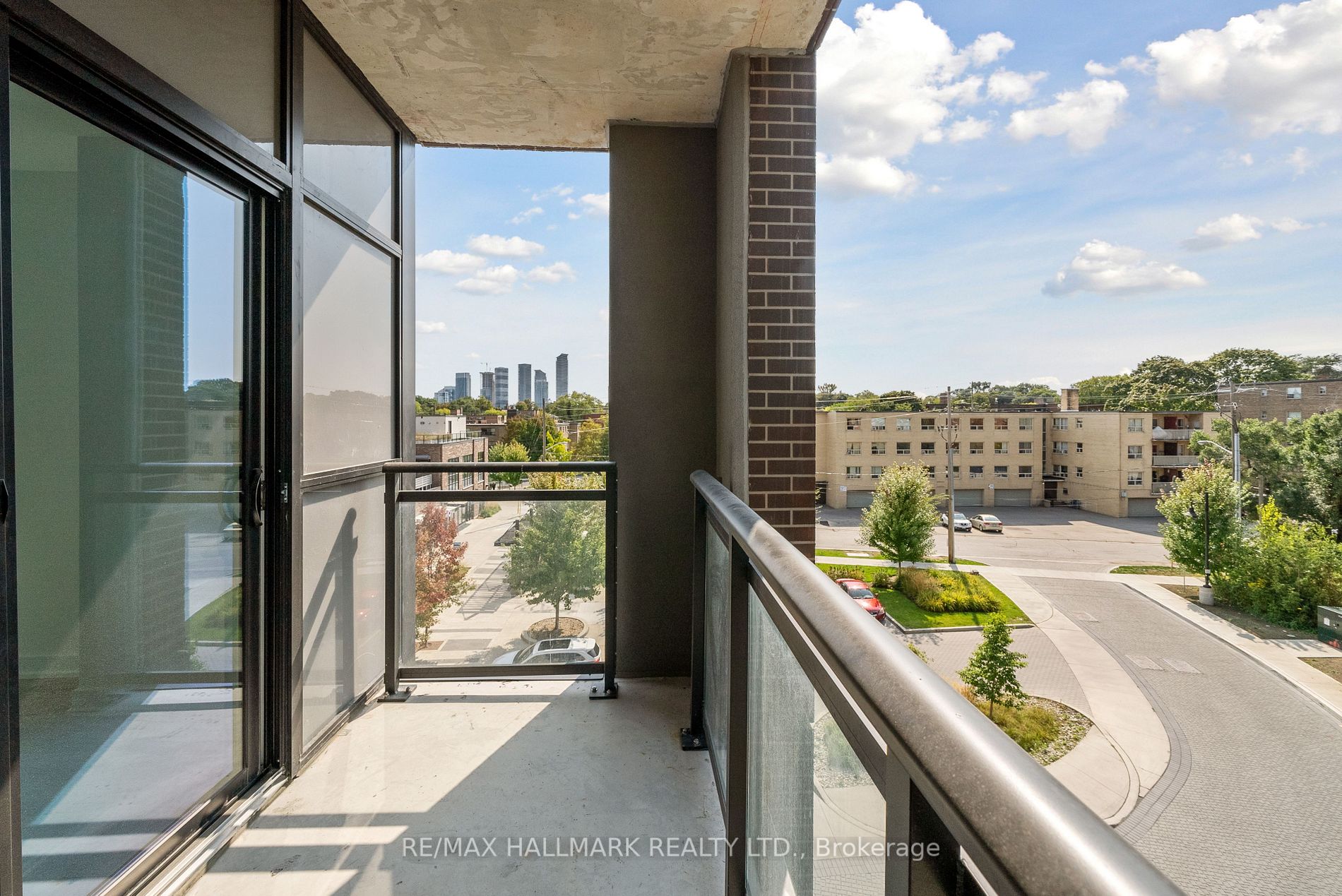 25 Neighbourhood Lane, #404