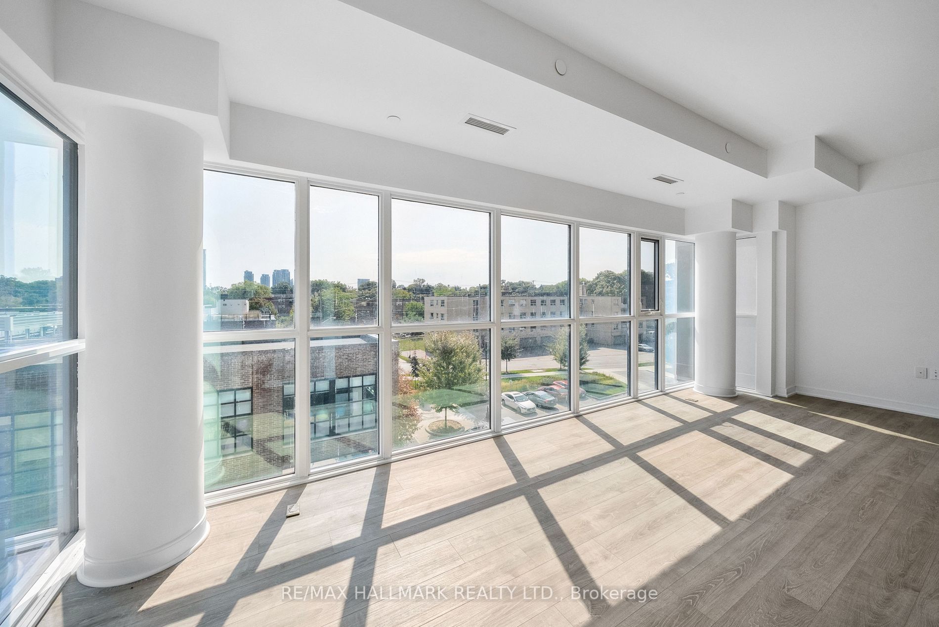 25 Neighbourhood Lane, #404