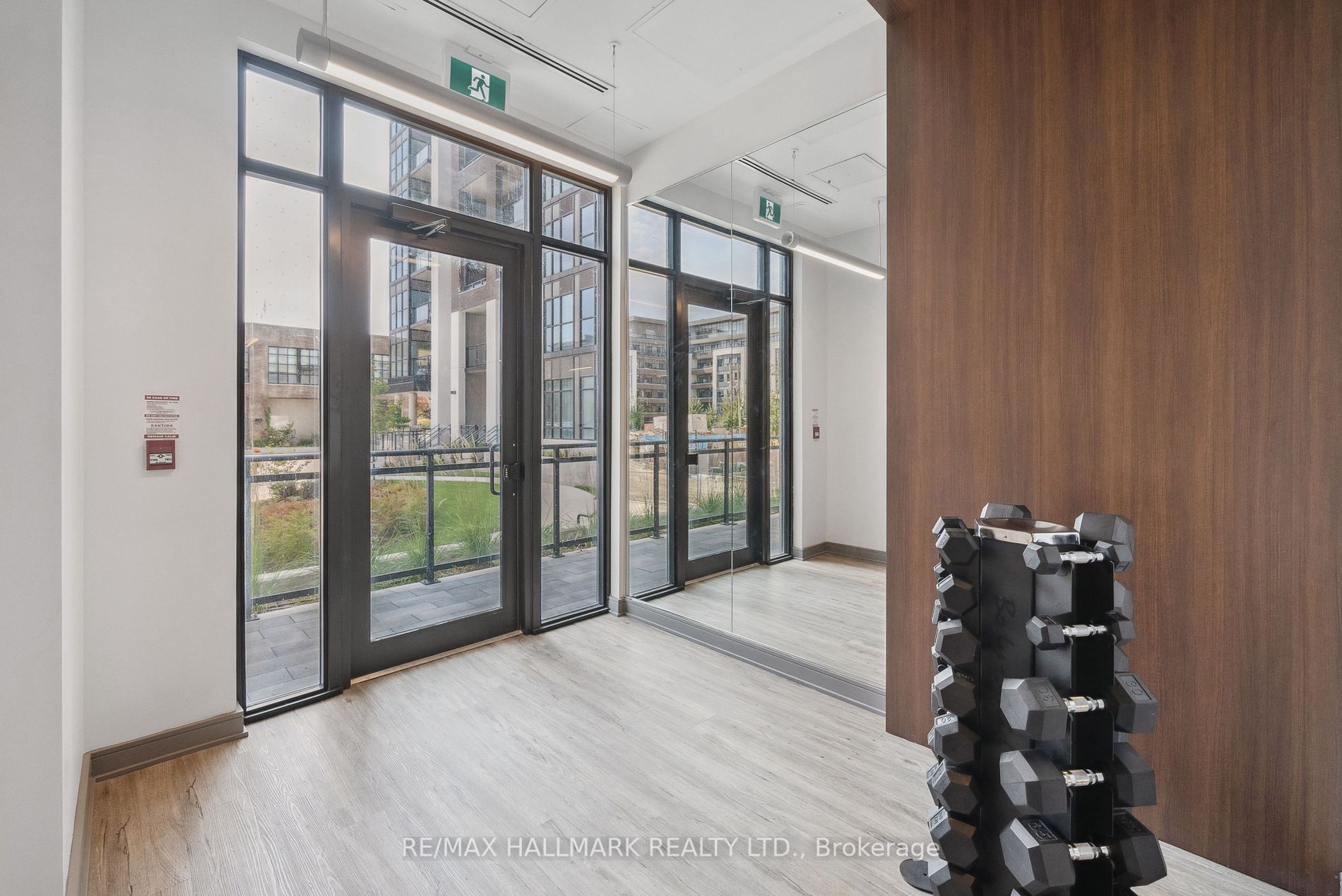 25 Neighbourhood Lane, #404
