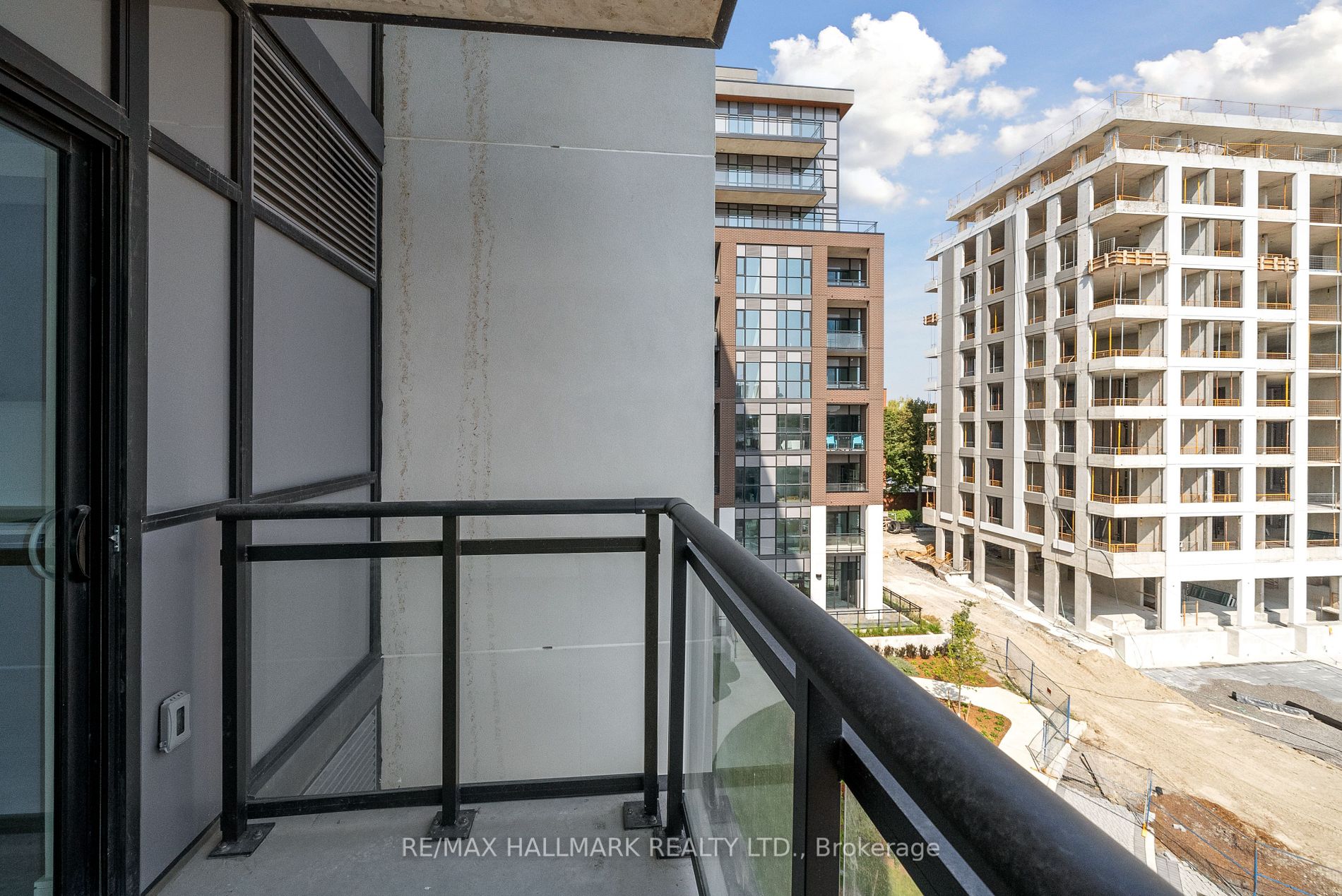 25 Neighbourhood Lane #404