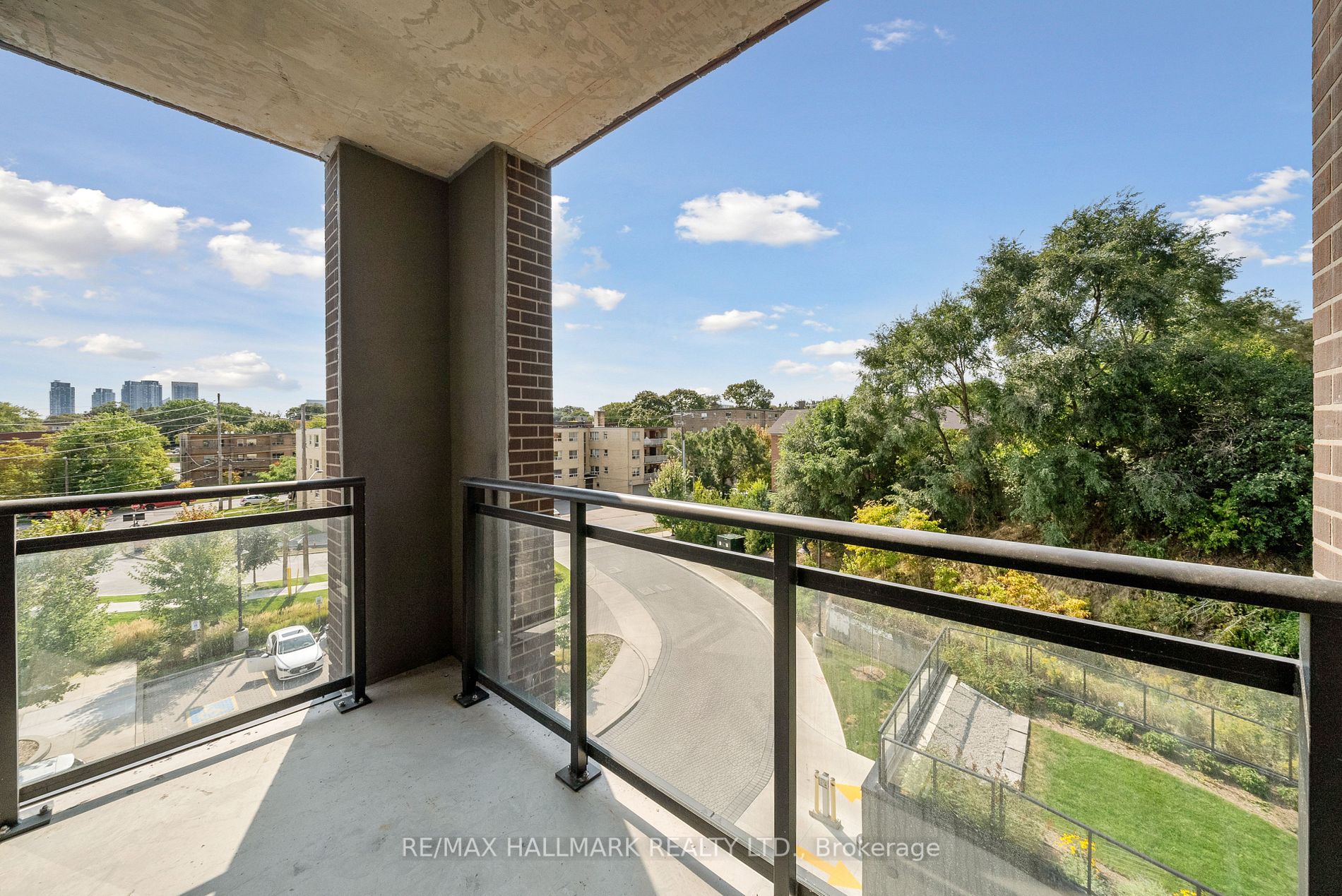 25 Neighbourhood Lane #404