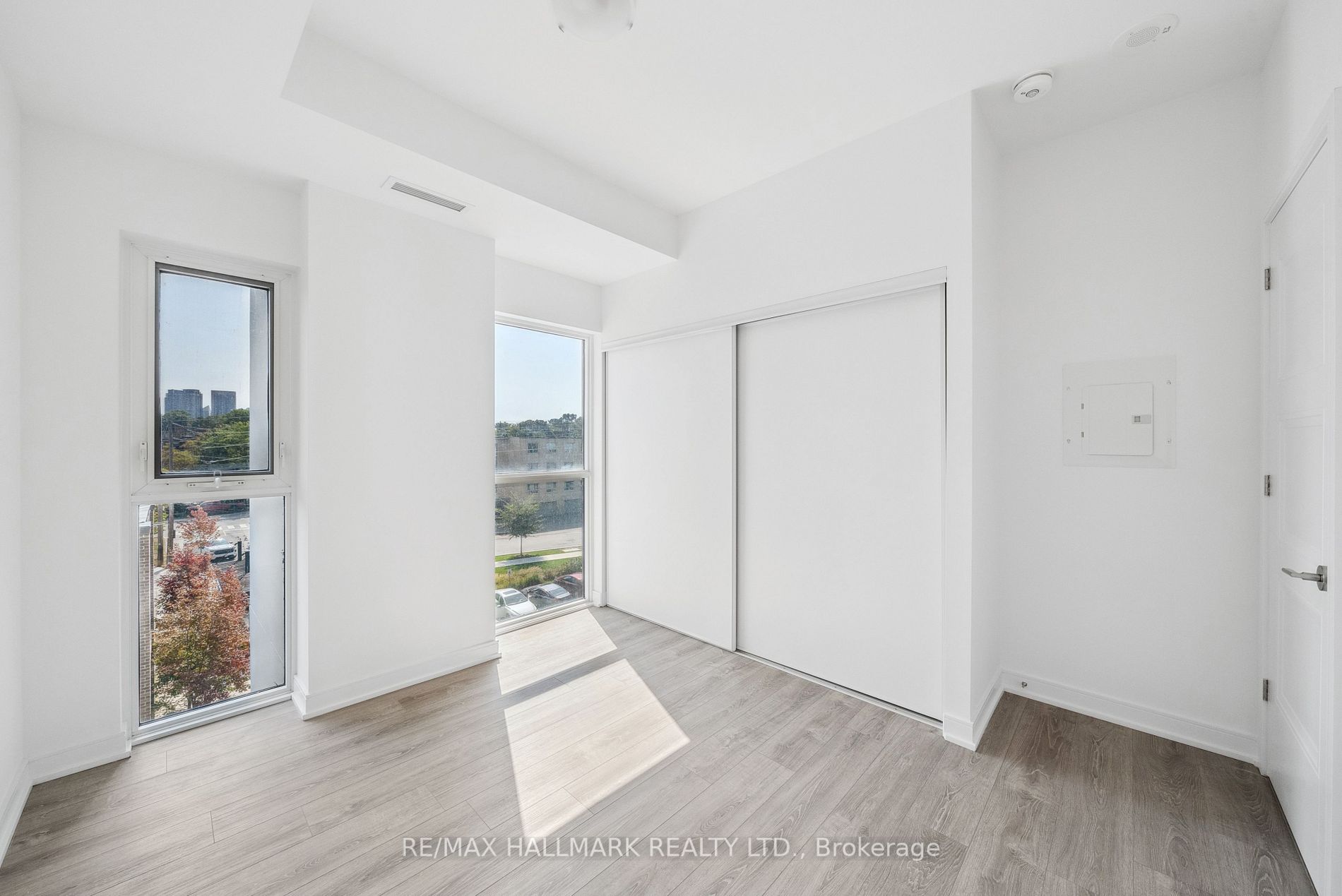 25 Neighbourhood Lane #404