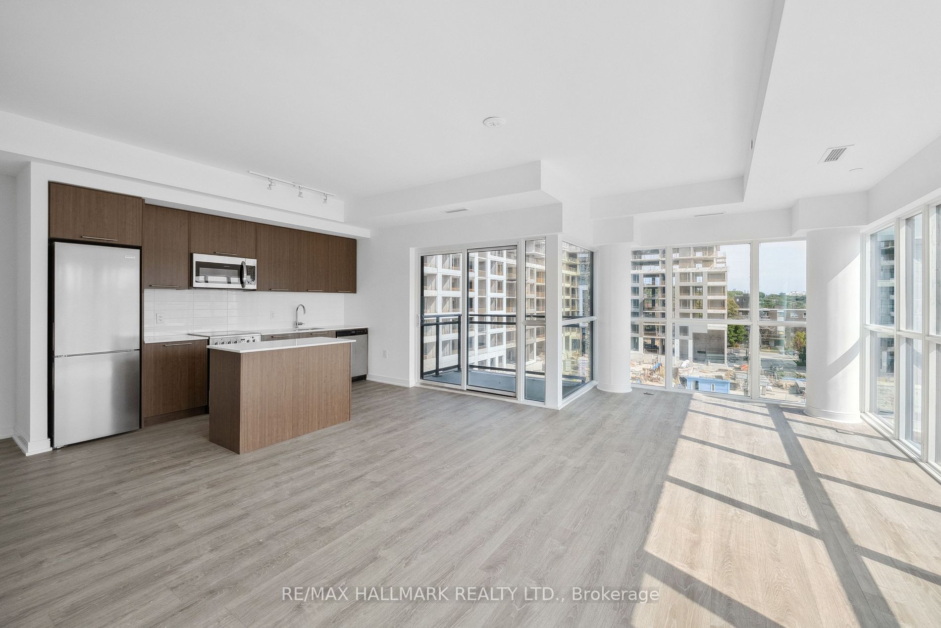 25 Neighbourhood Lane #404