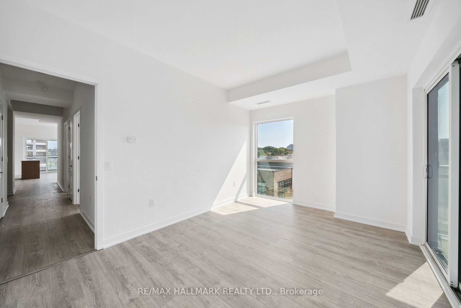25 Neighbourhood Lane #404