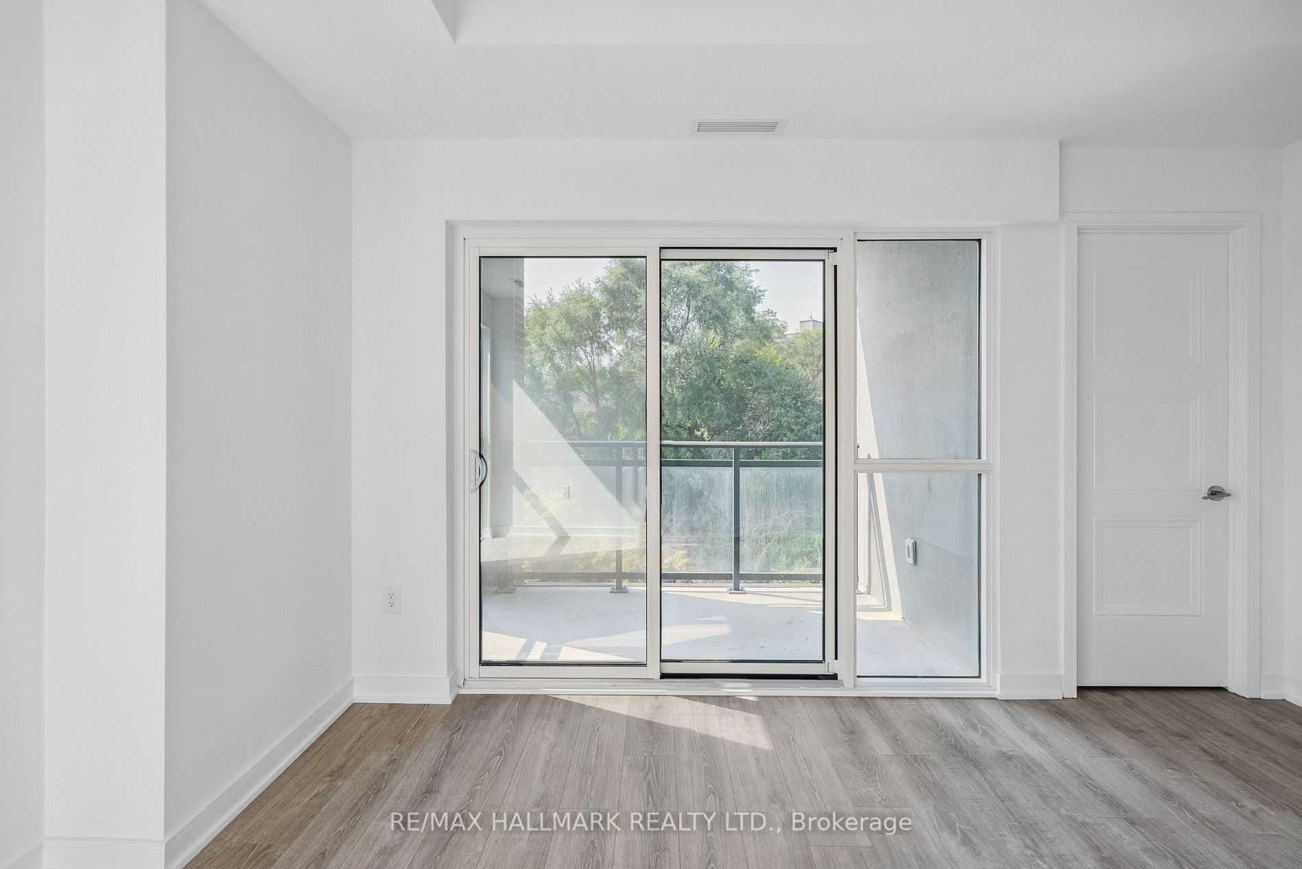 25 Neighbourhood Lane #404