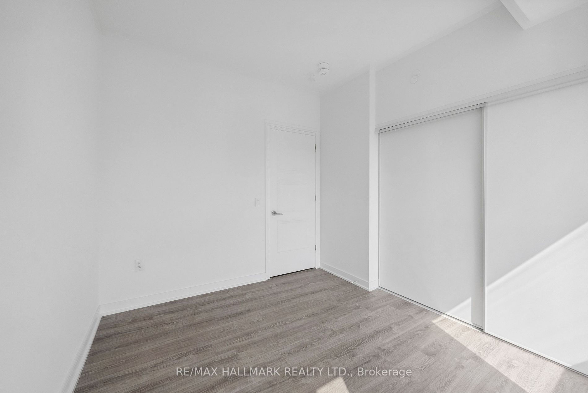 25 Neighbourhood Lane #404