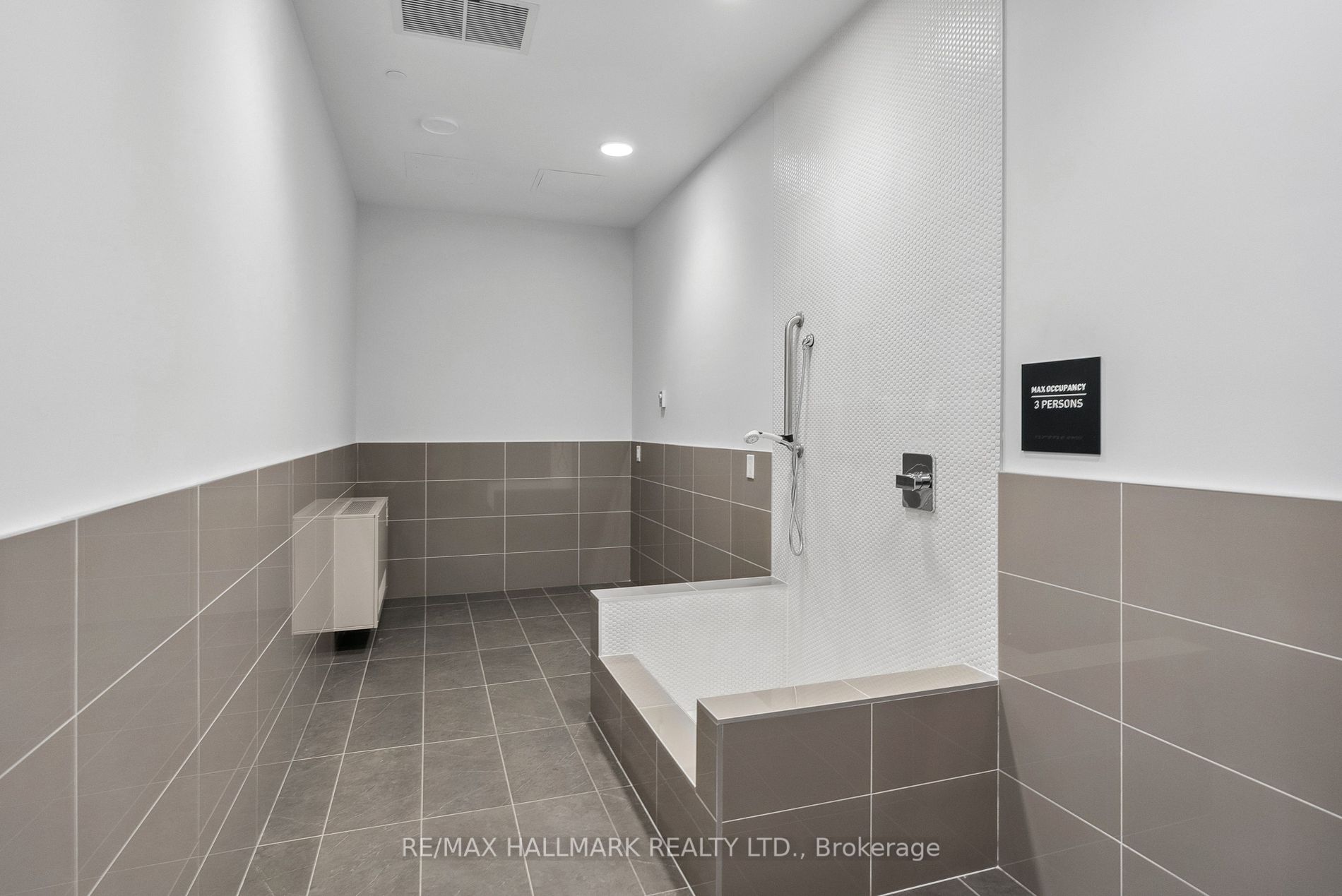 25 Neighbourhood Lane, #107