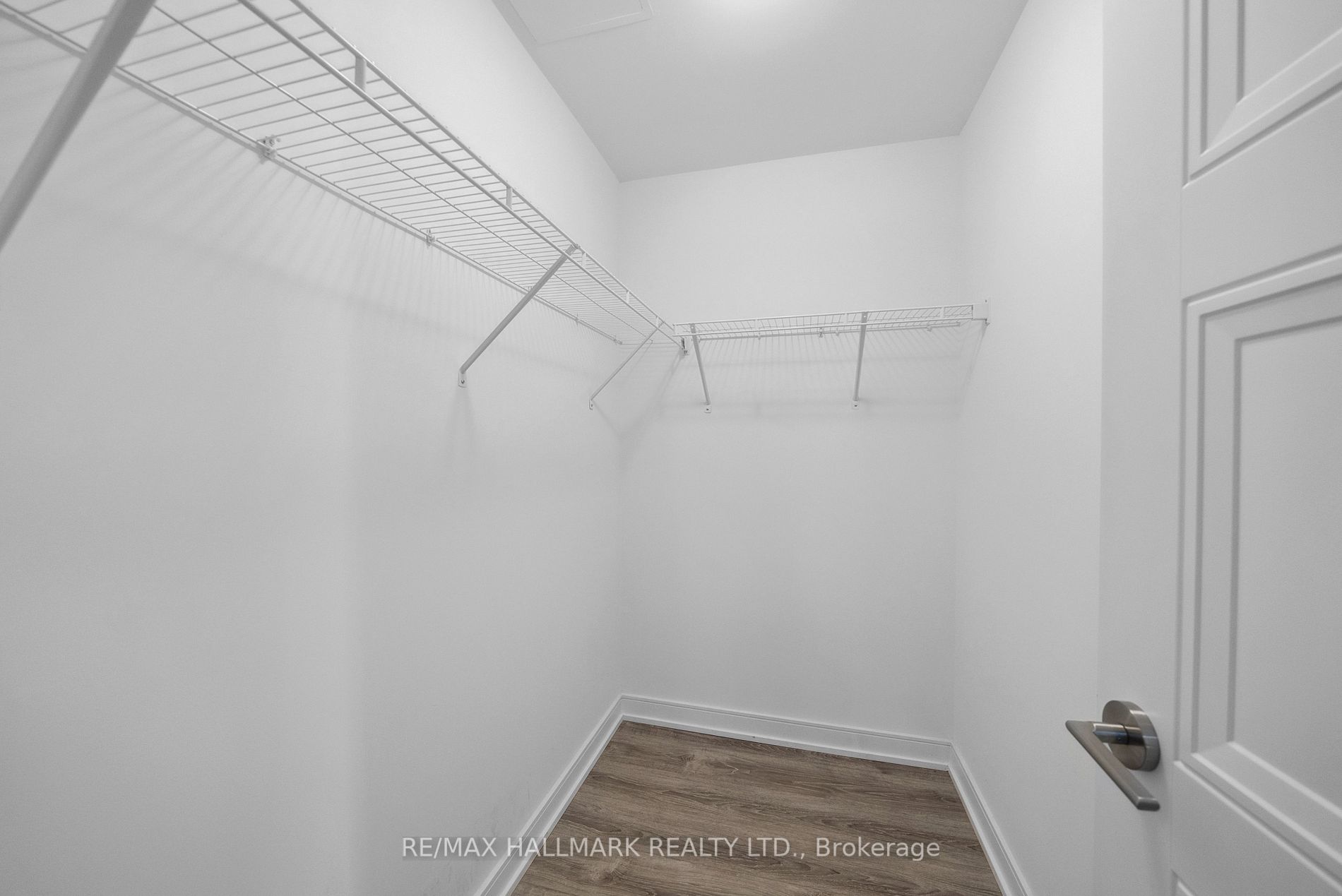 25 Neighbourhood Lane, #107