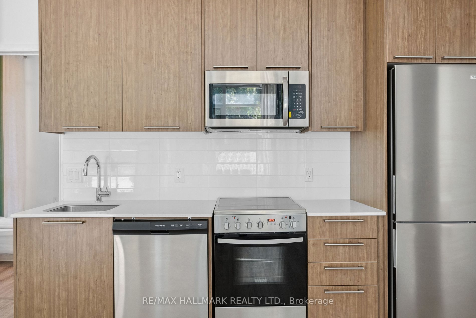 25 Neighbourhood Lane, #107