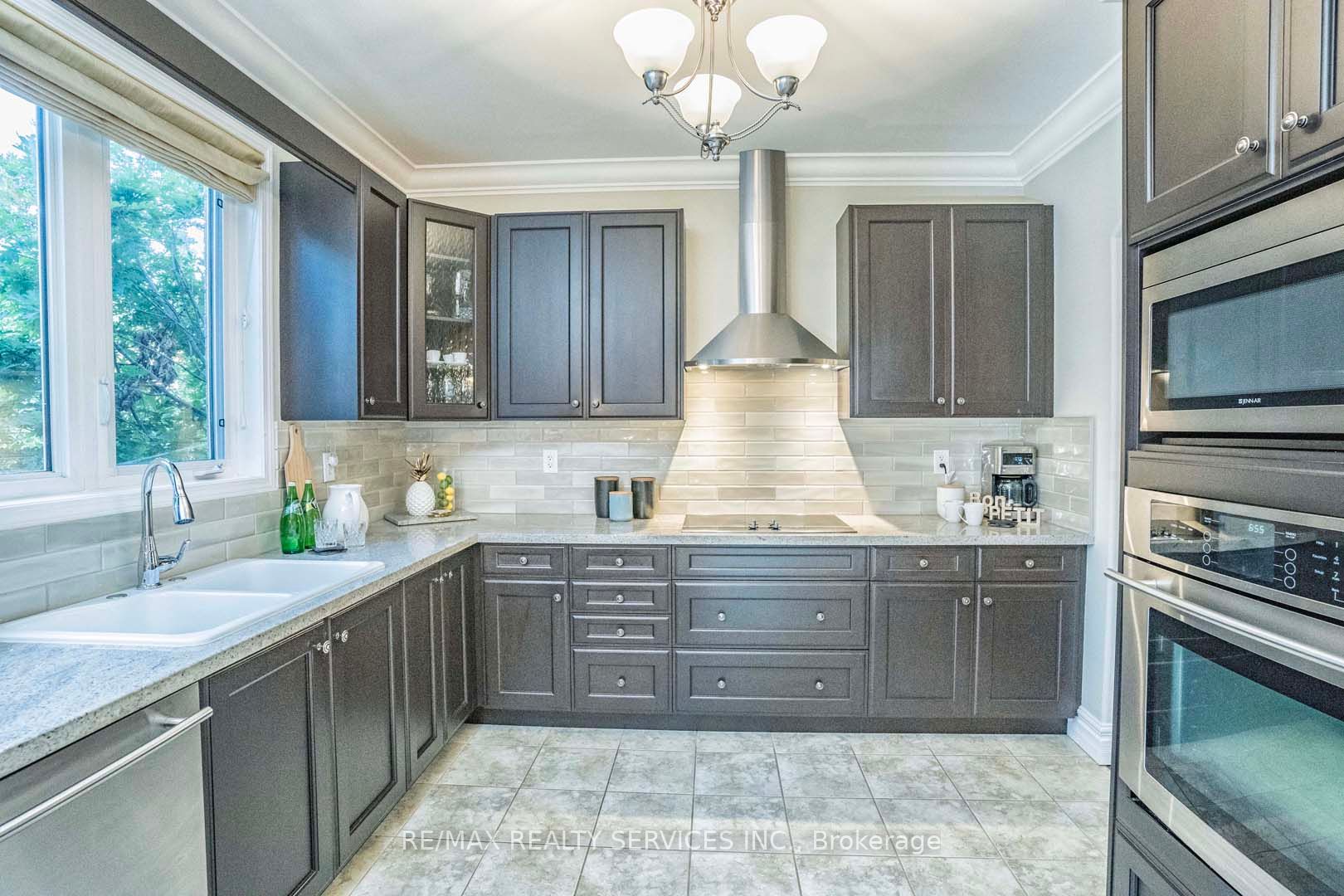 501 Cusick Circle