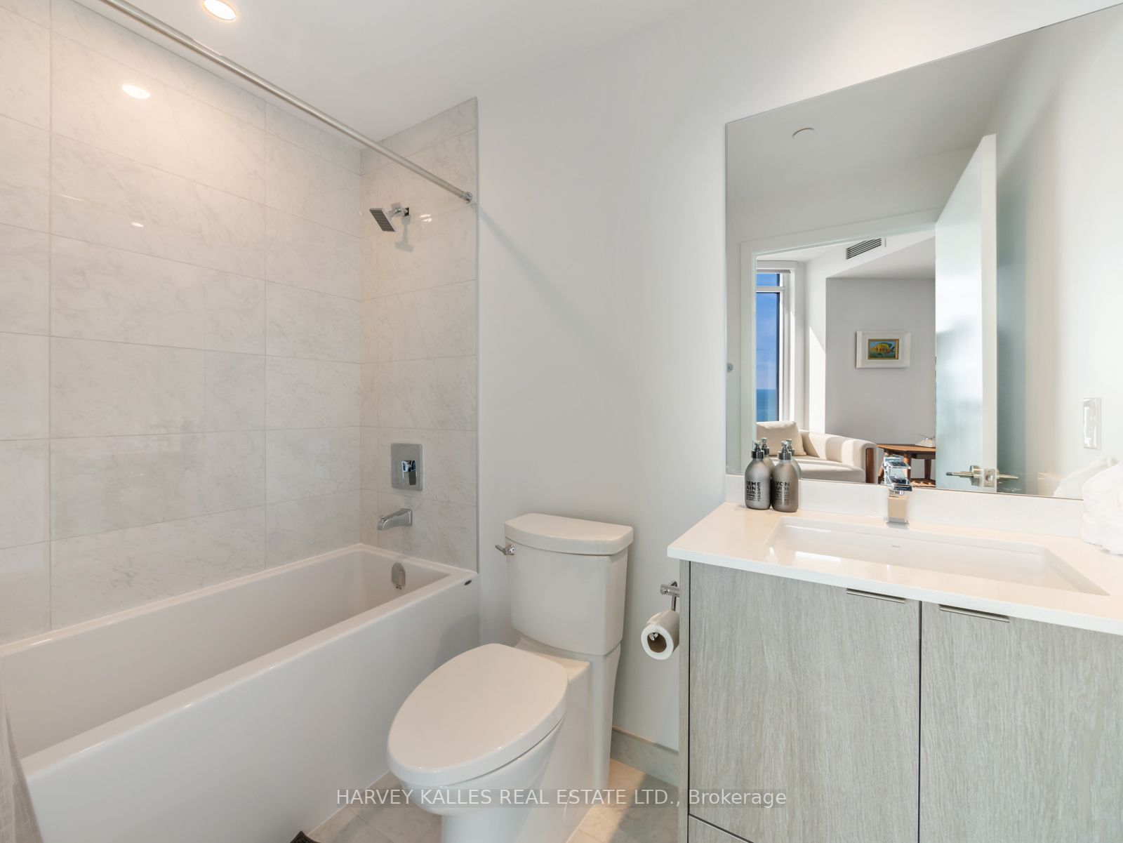 1926 Lake Shore Blvd W, #3906