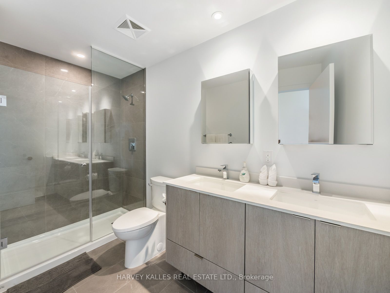 1926 Lake Shore Blvd W, #3906