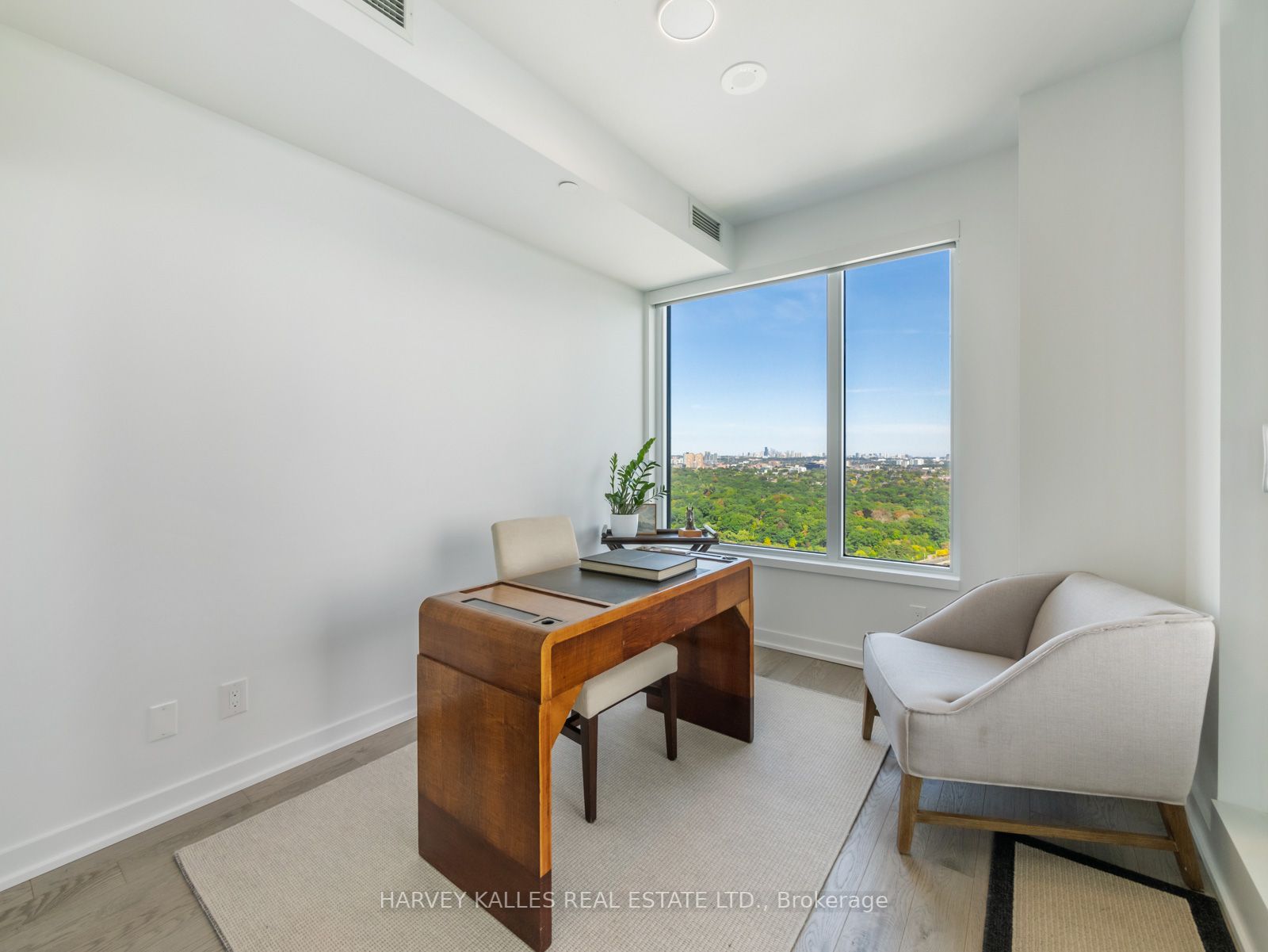 1926 Lake Shore Blvd W, #3906