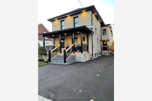 72 Nelson St W