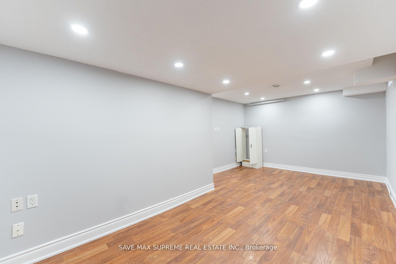 7132 Salme Dr