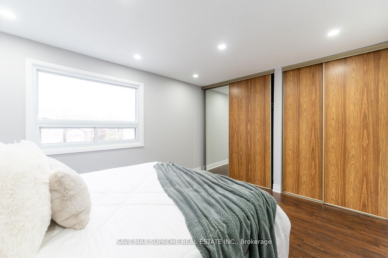 7132 Salme Dr