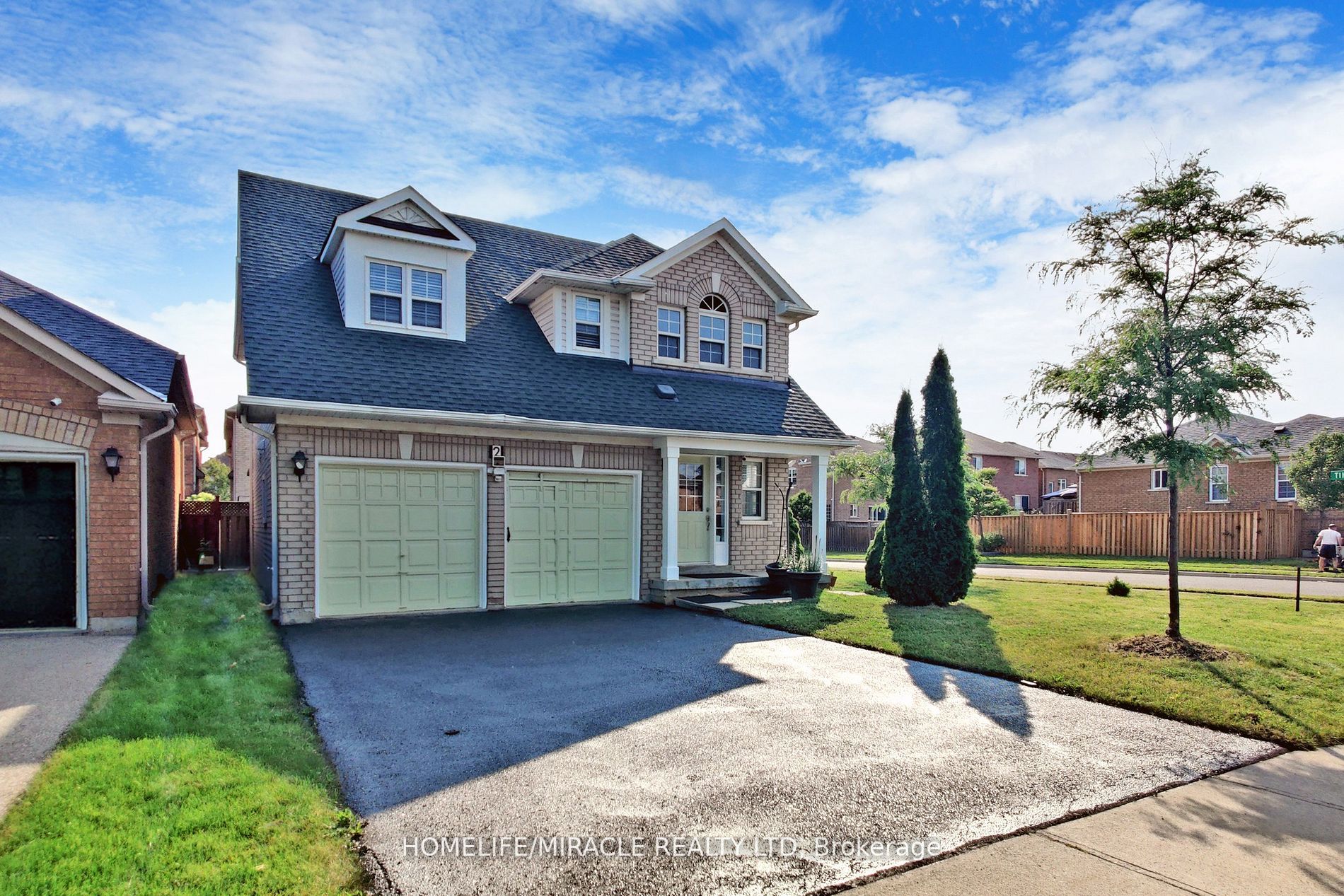 2 Clovercrest Drive