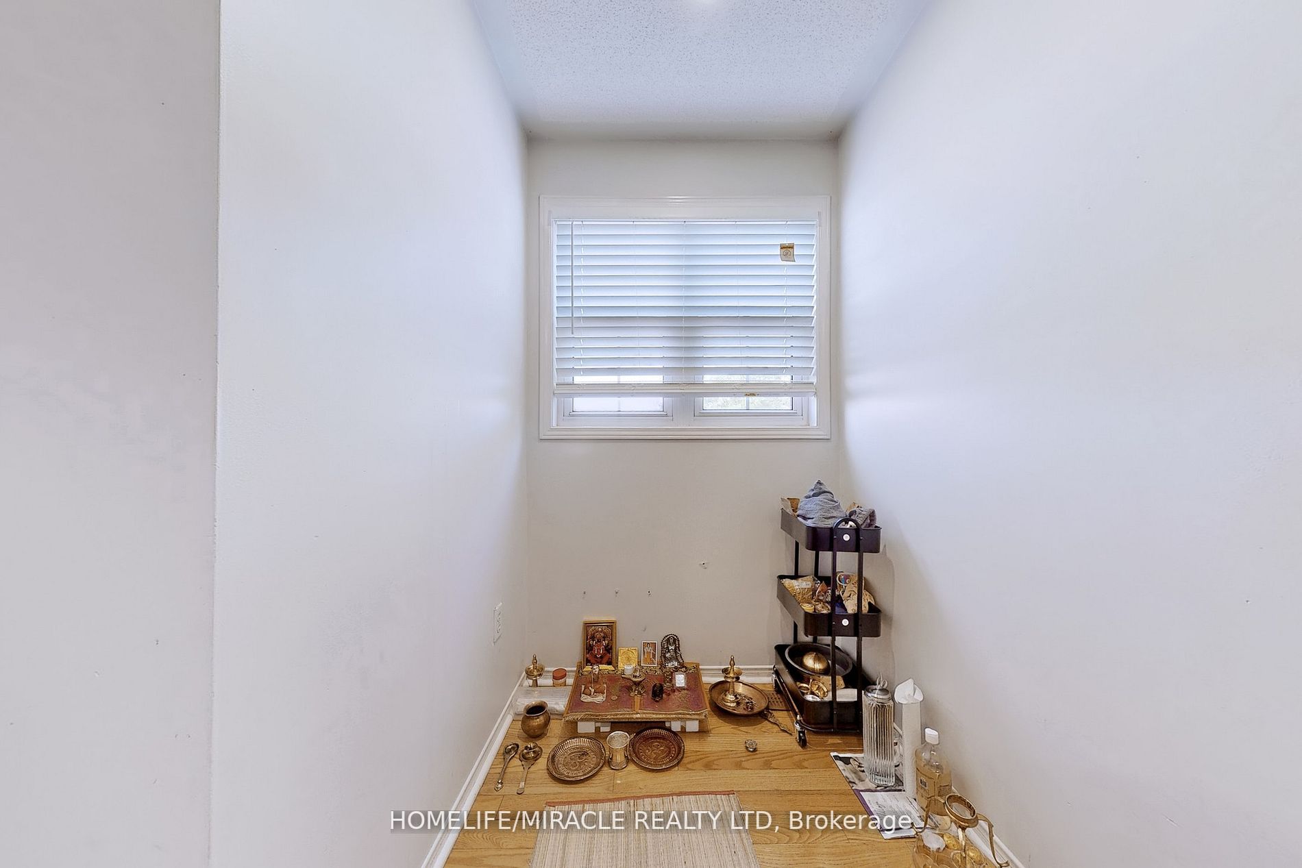 2 Clovercrest Drive