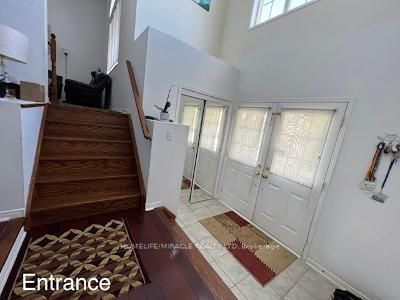 154 Queen Mary Dr