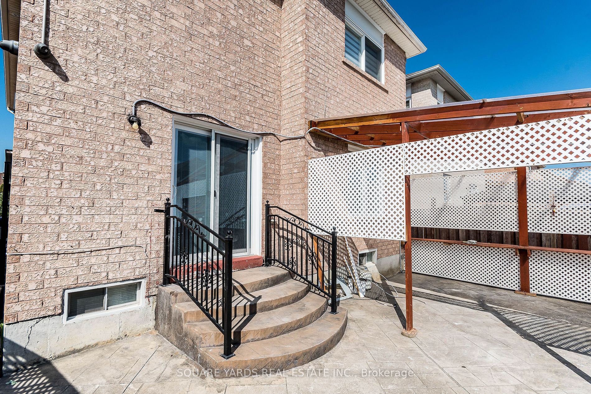 29 Hillsburgh Dr