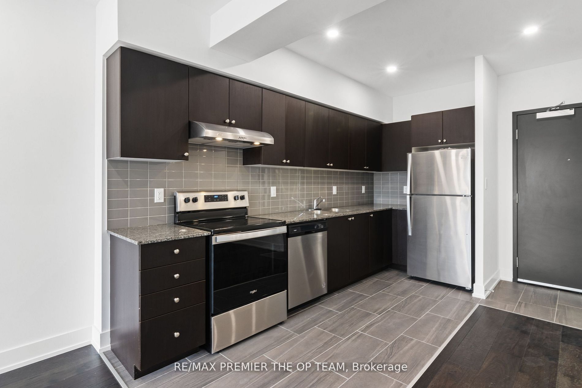 310 Broadway Avenue, #106