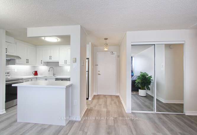 2900 Battleford Rd N, #1501