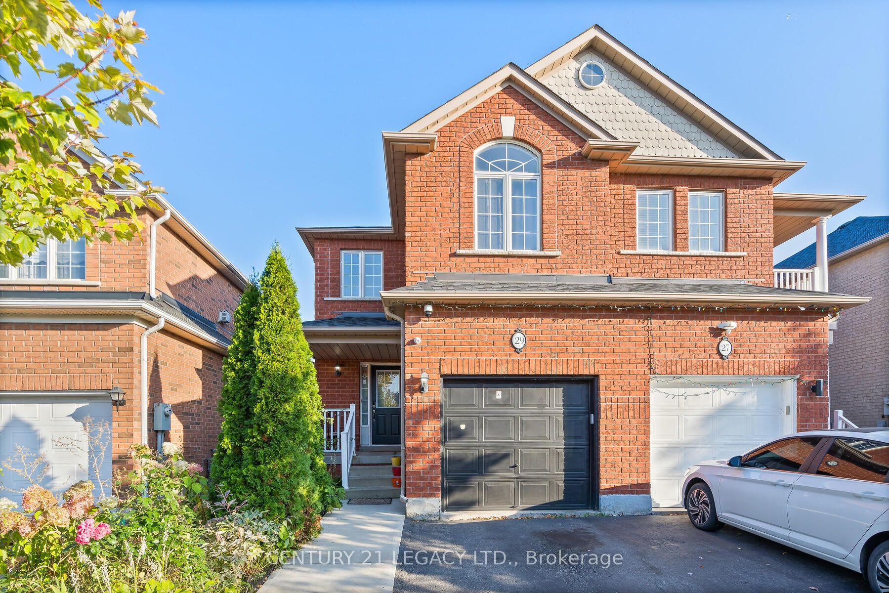 29 Belinda Dr