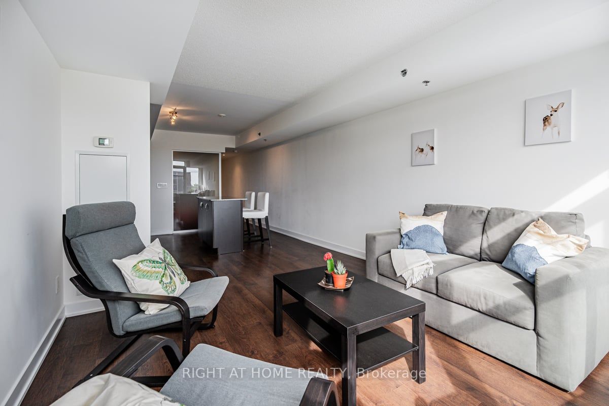 11 Superior Ave, #404