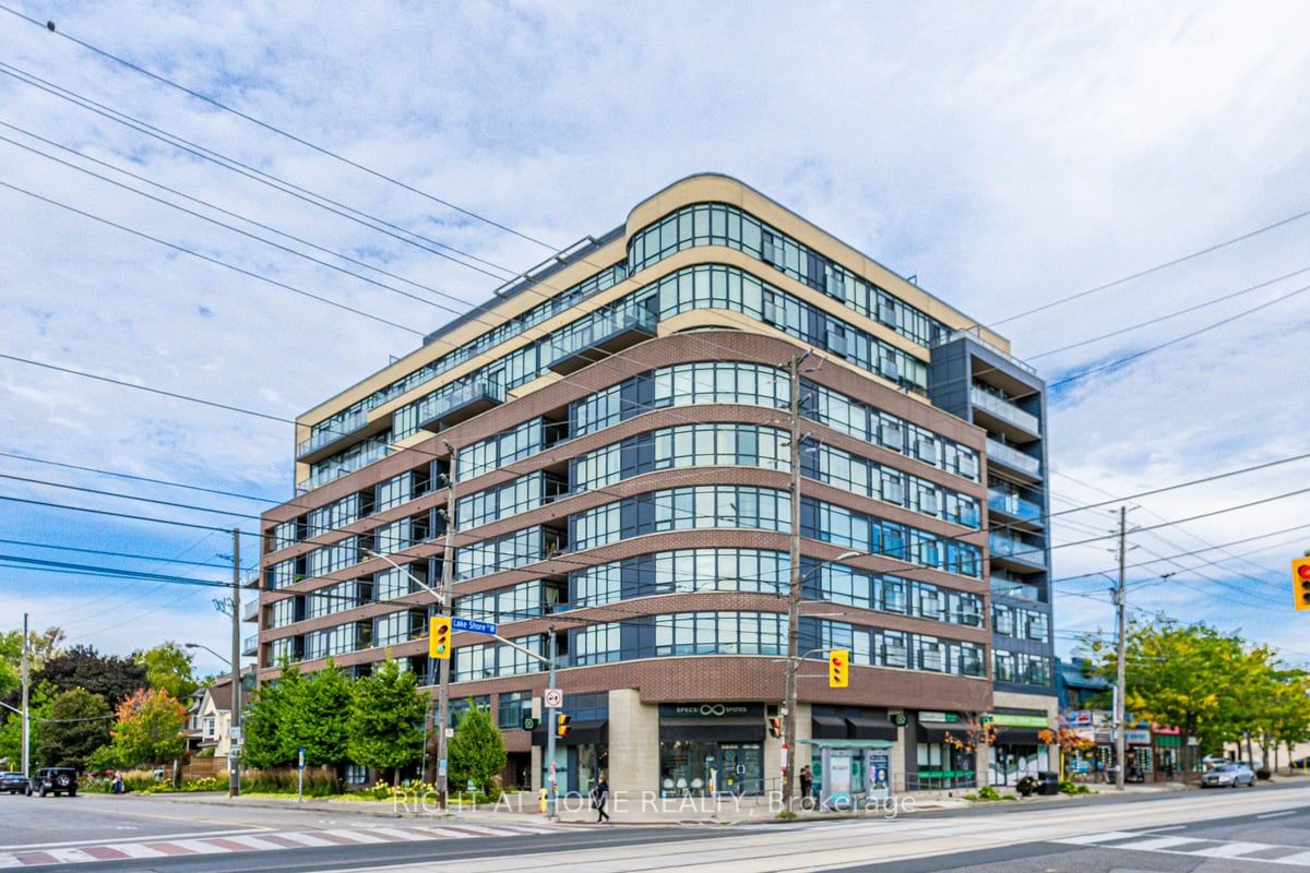 11 Superior Ave, #404