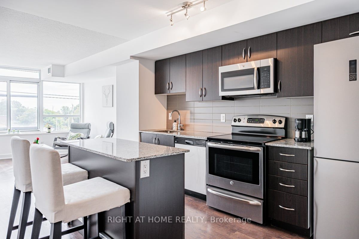 11 Superior Ave, #404