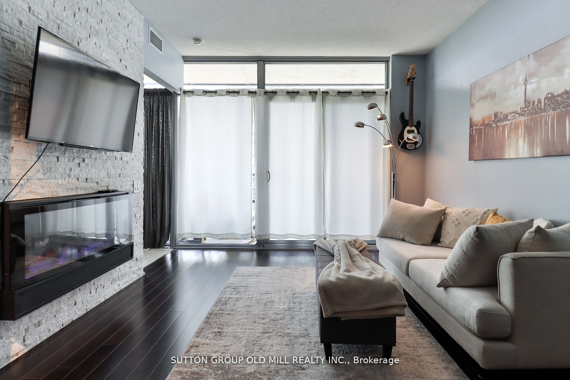105 The Queensway, #1714