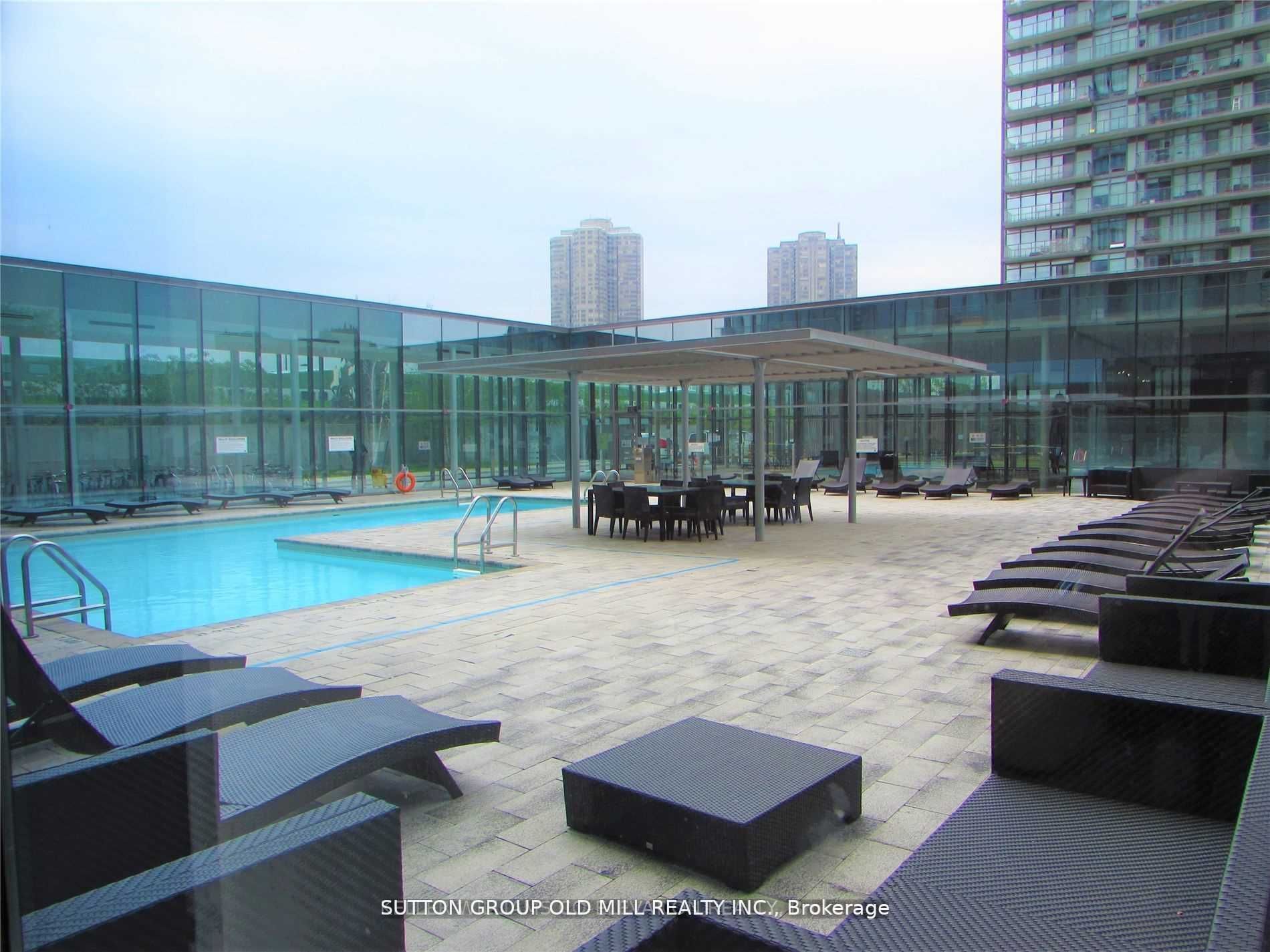 105 The Queensway, #1714