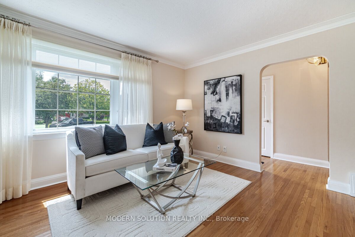 1421 Radcliffe Blvd