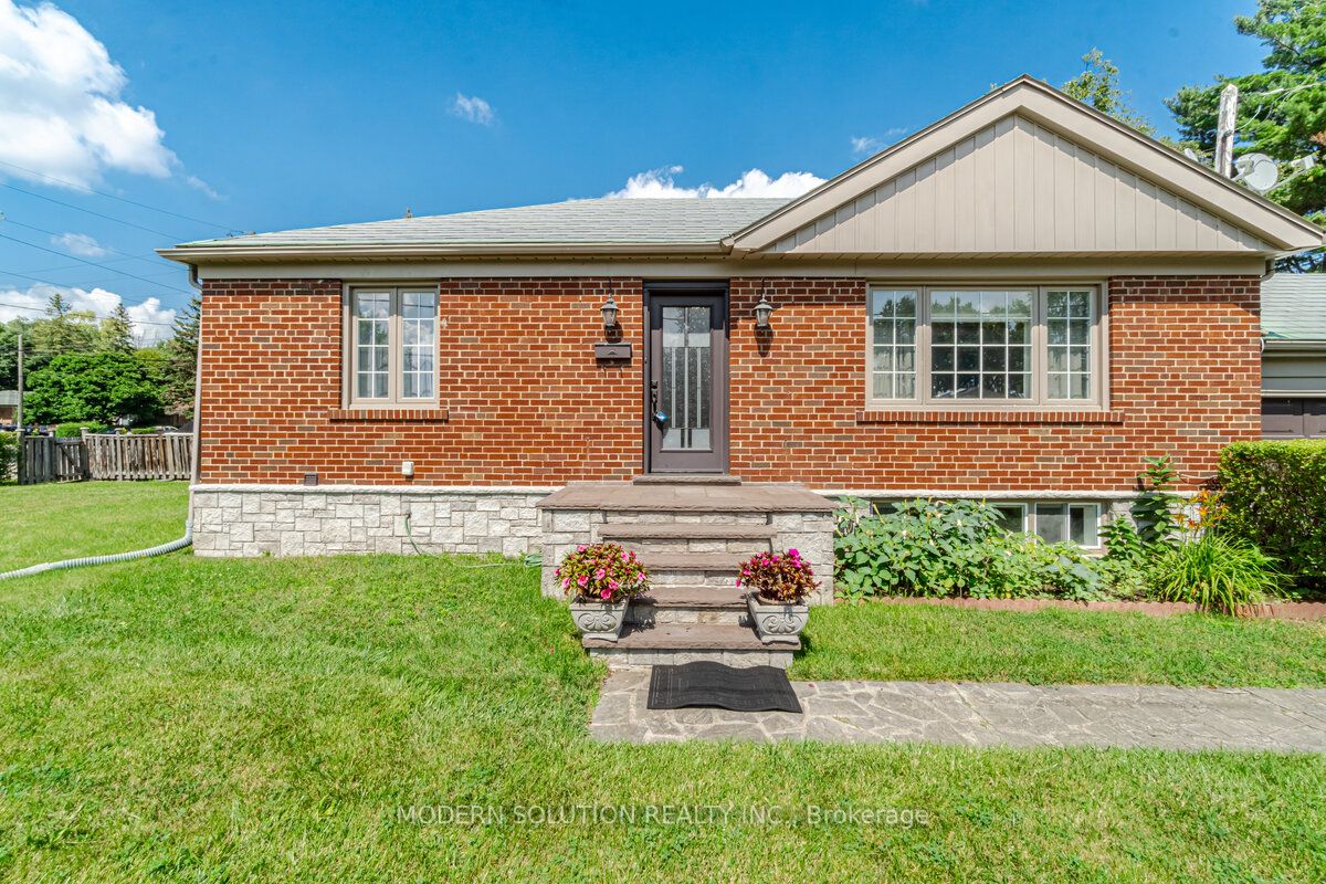 1421 Radcliffe Blvd