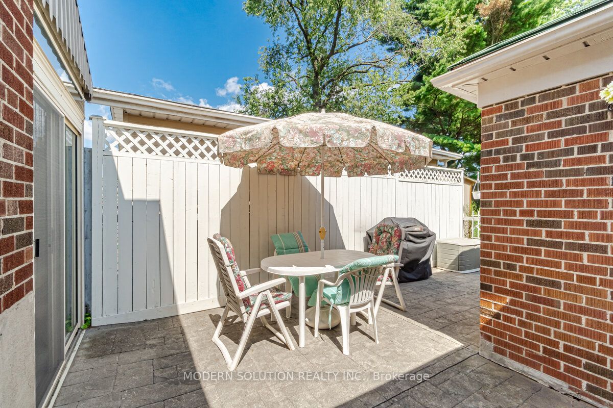 1421 Radcliffe Blvd