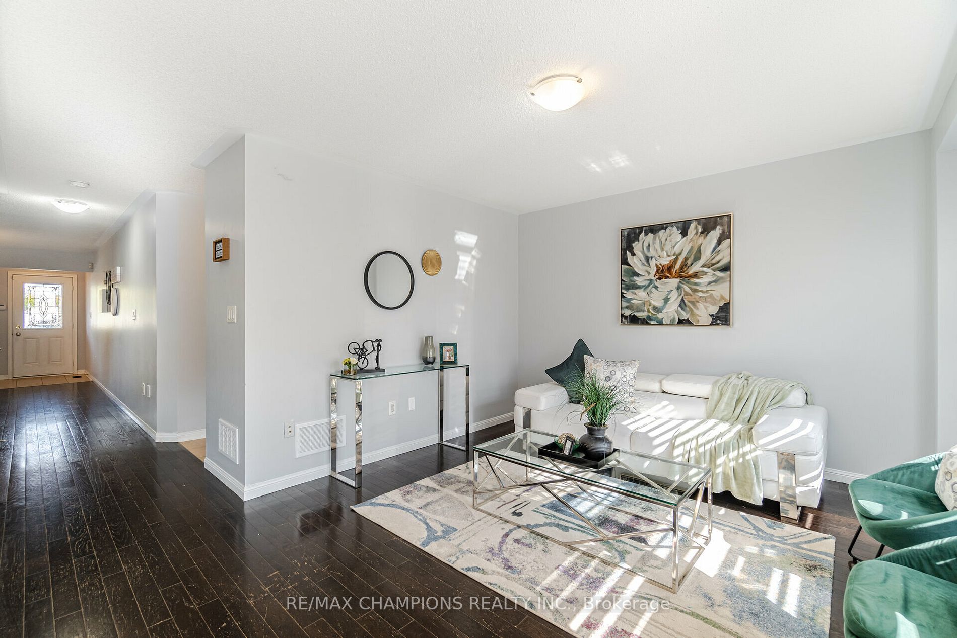 24 Arkwright Dr