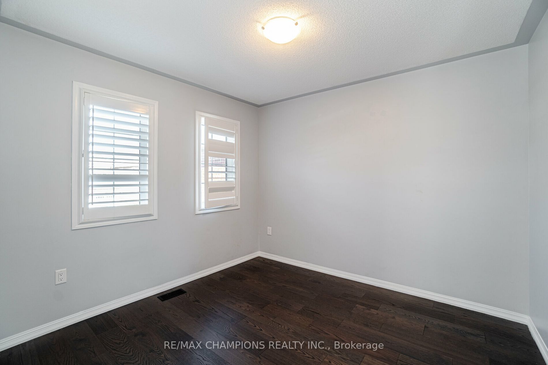 24 Arkwright Dr