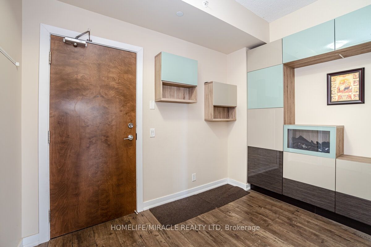 2220 Lake Shore Blvd W, #4208