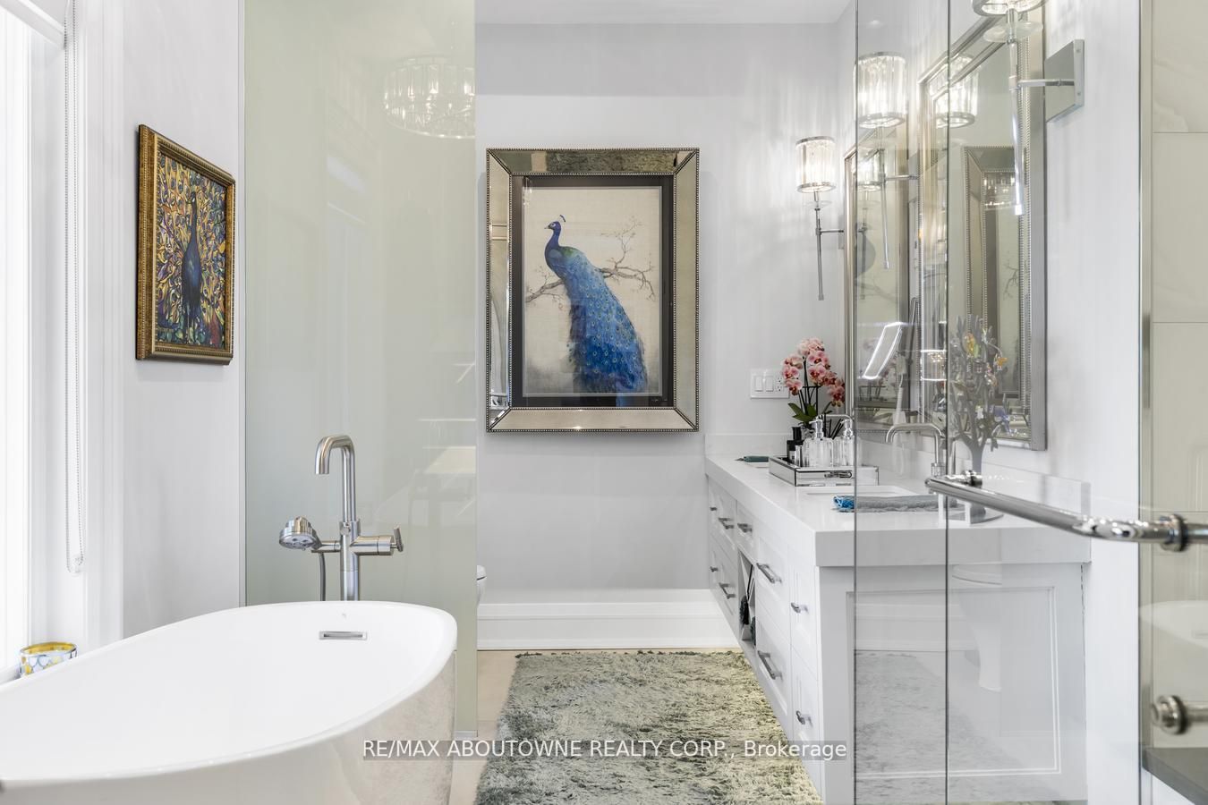 533 Taplow Cres