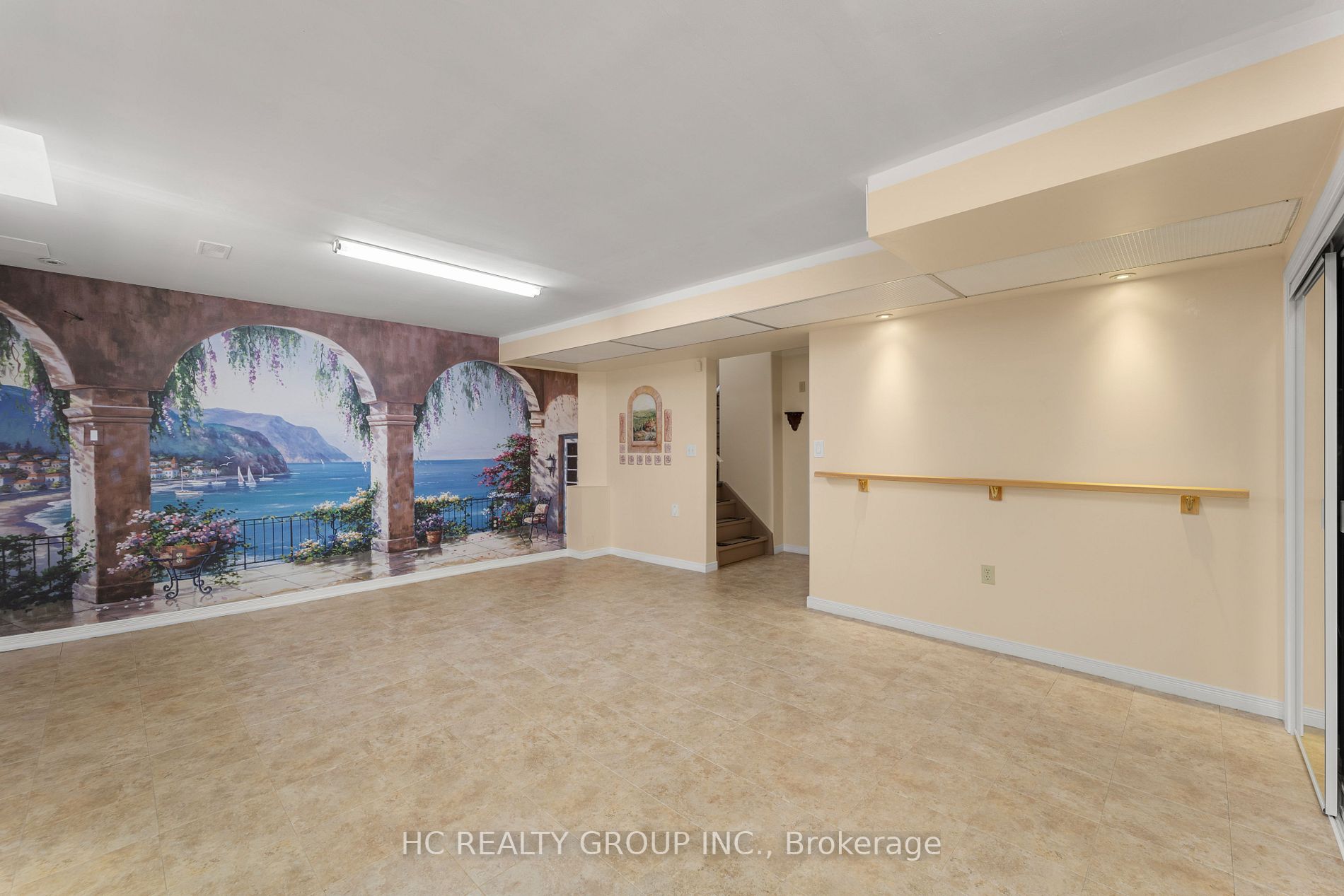 382 Mcjannett Ave