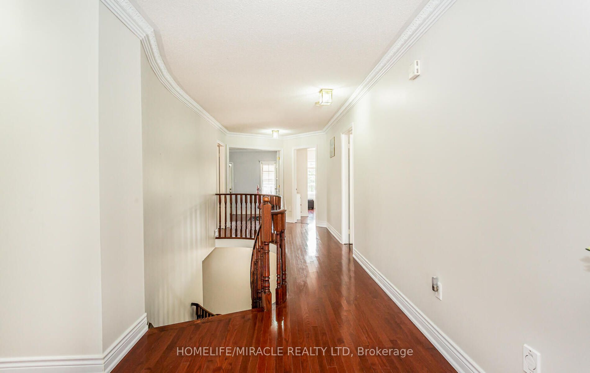 47 River Rock Crescent