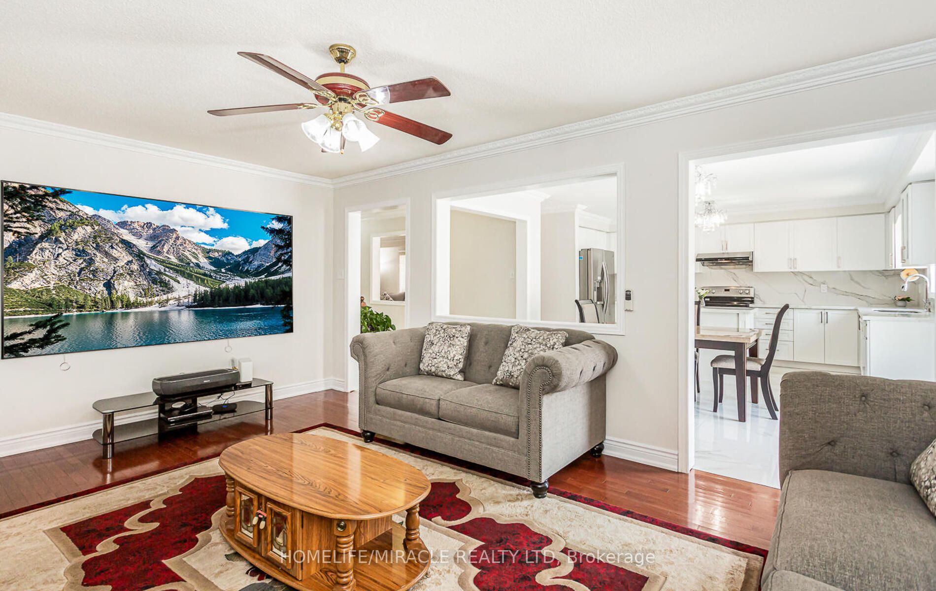 47 River Rock Crescent