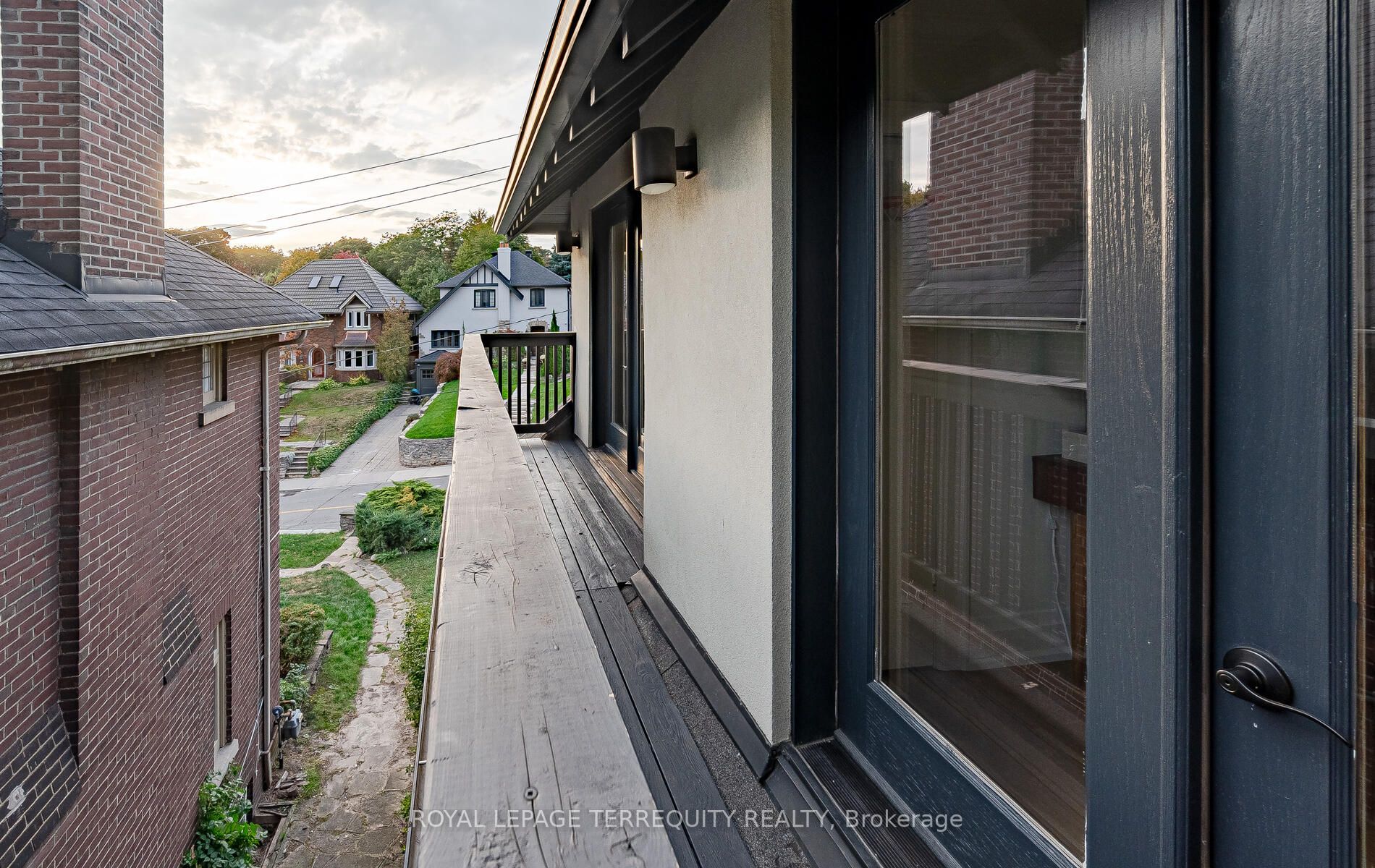 63 Humbercrest Blvd