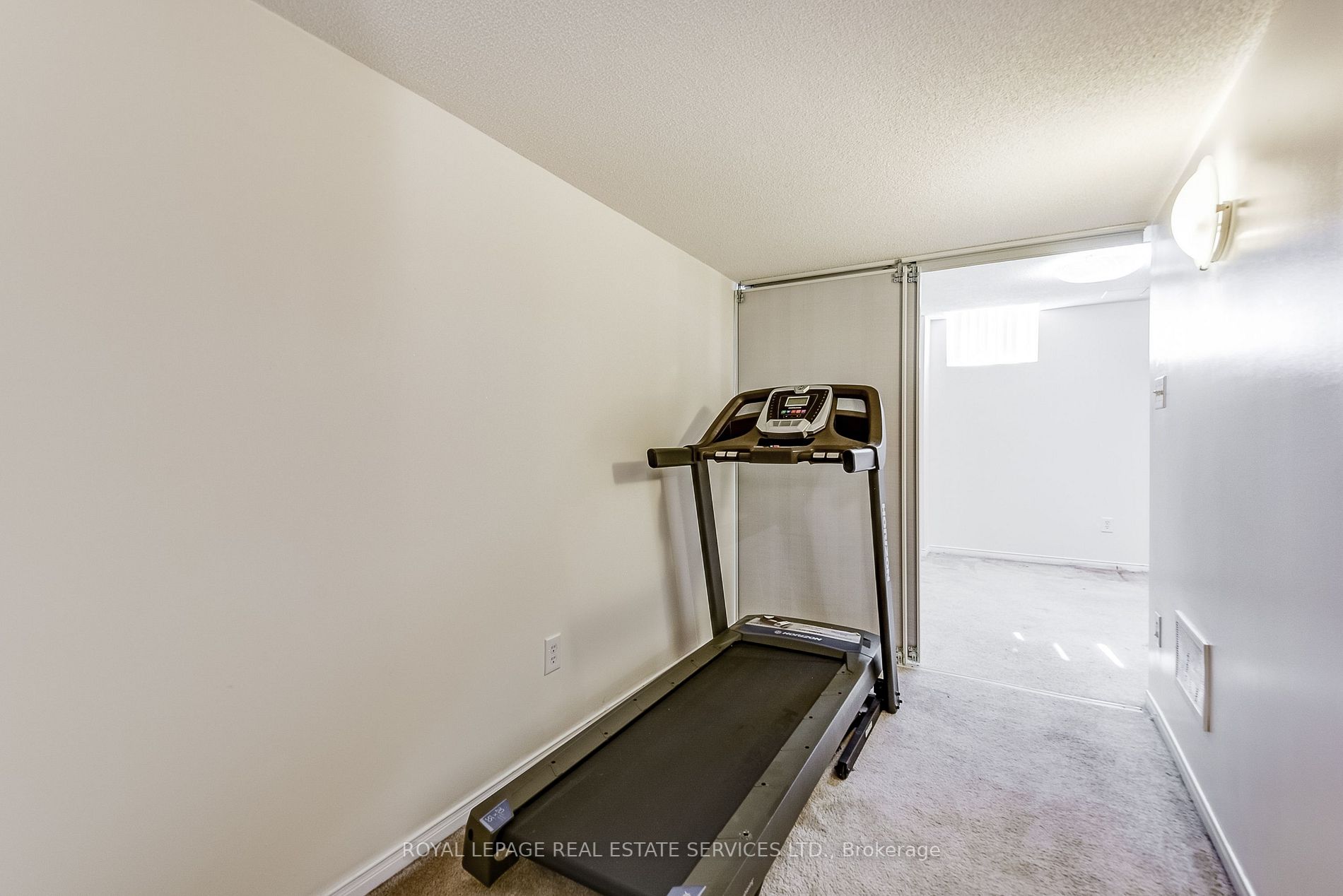 5255 Palmetto Pl, #81