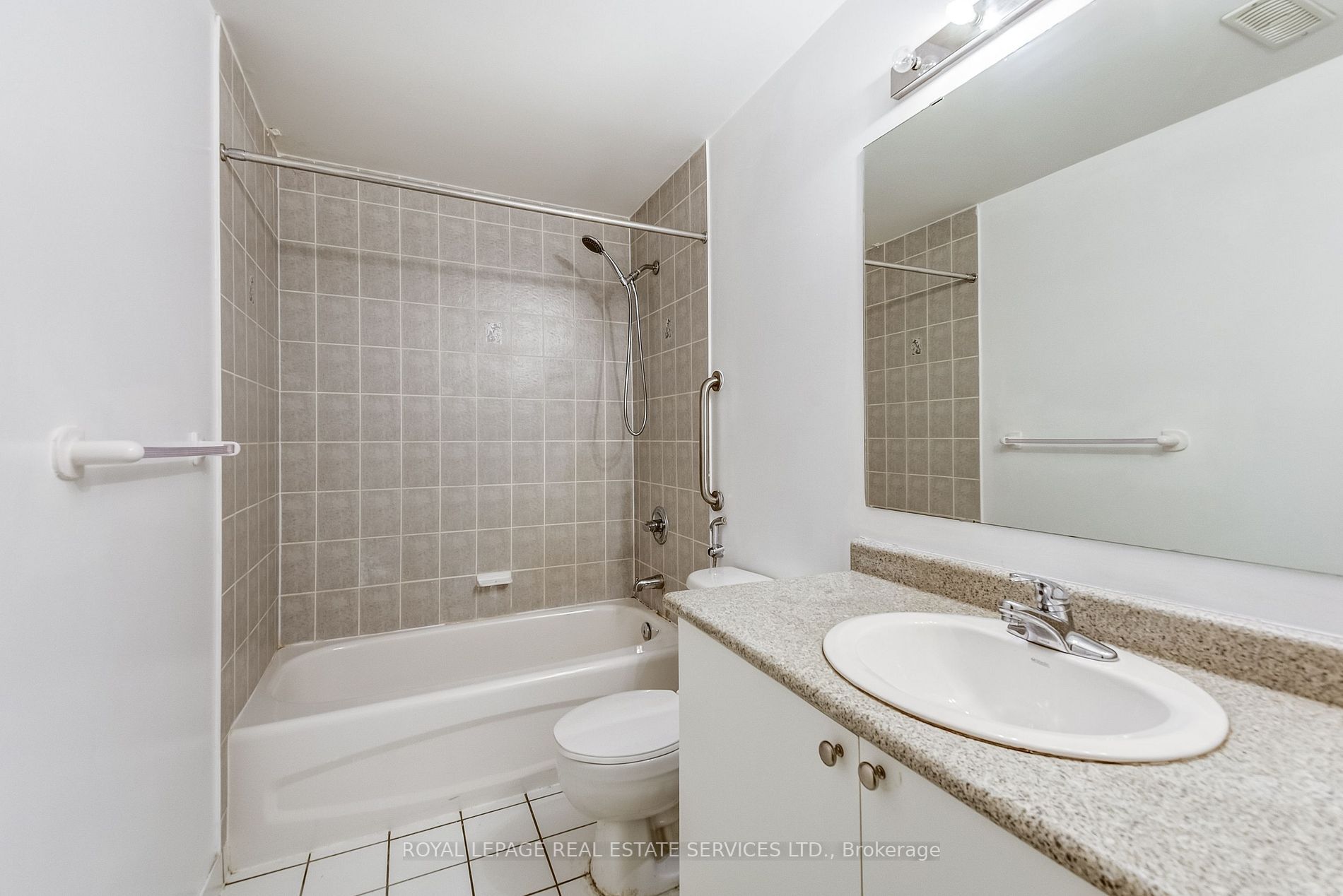 5255 Palmetto Pl, #81