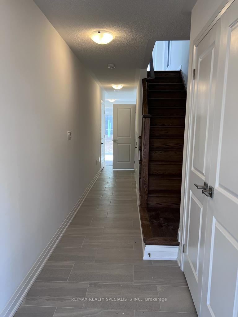 45 HUMBERSTONE Drive